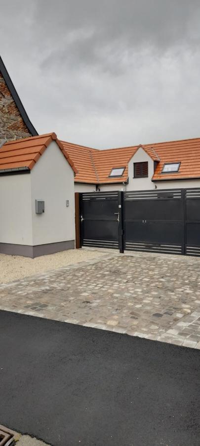 Отель Cote Grange Турне Экстерьер фото