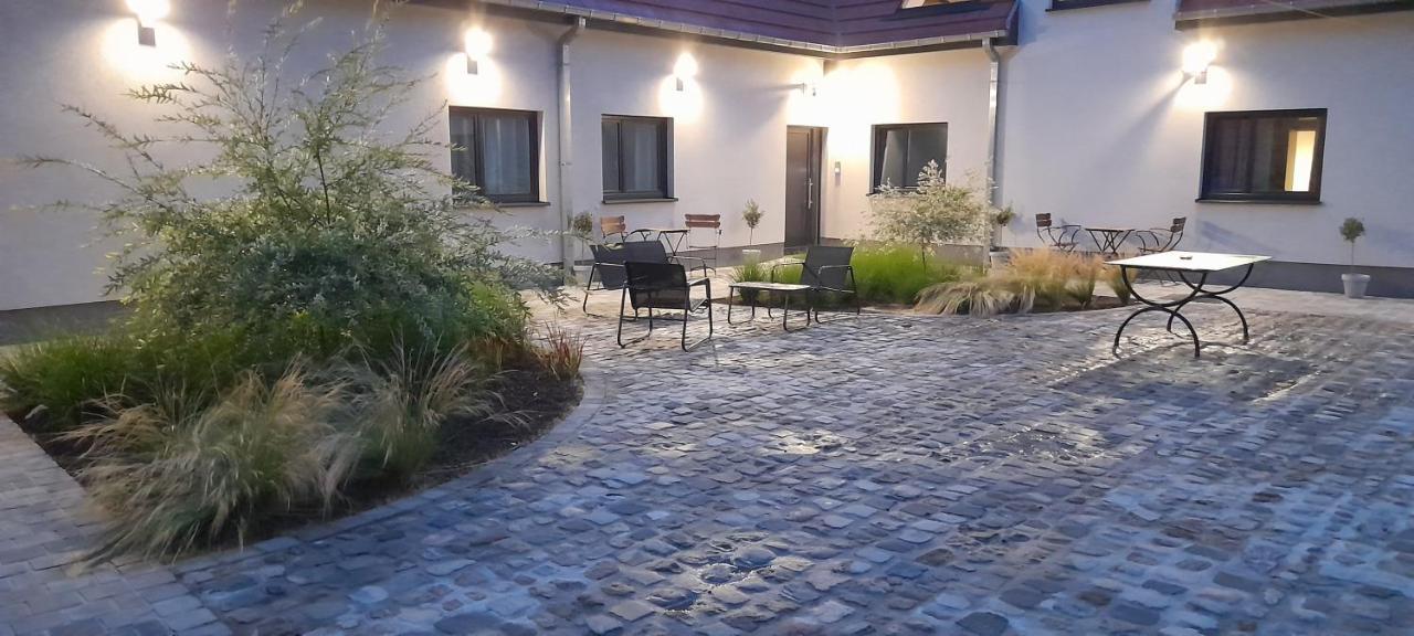 Отель Cote Grange Турне Экстерьер фото